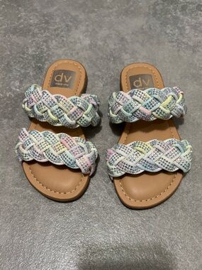 Dolce Vita sandals Girl’s size 10